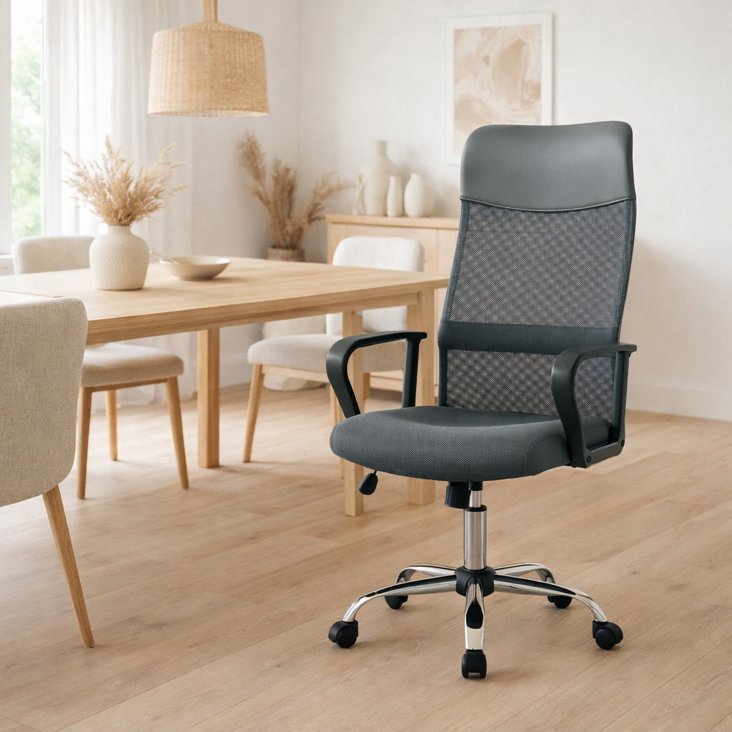 Chaise de bureau, grise en situation
