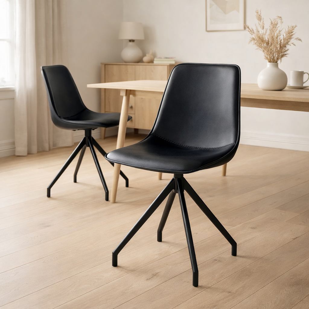 Chaise de salle à manger Monaco - Noir, PU/Acier, 56x48x86 cm - Lot de 2 en situation