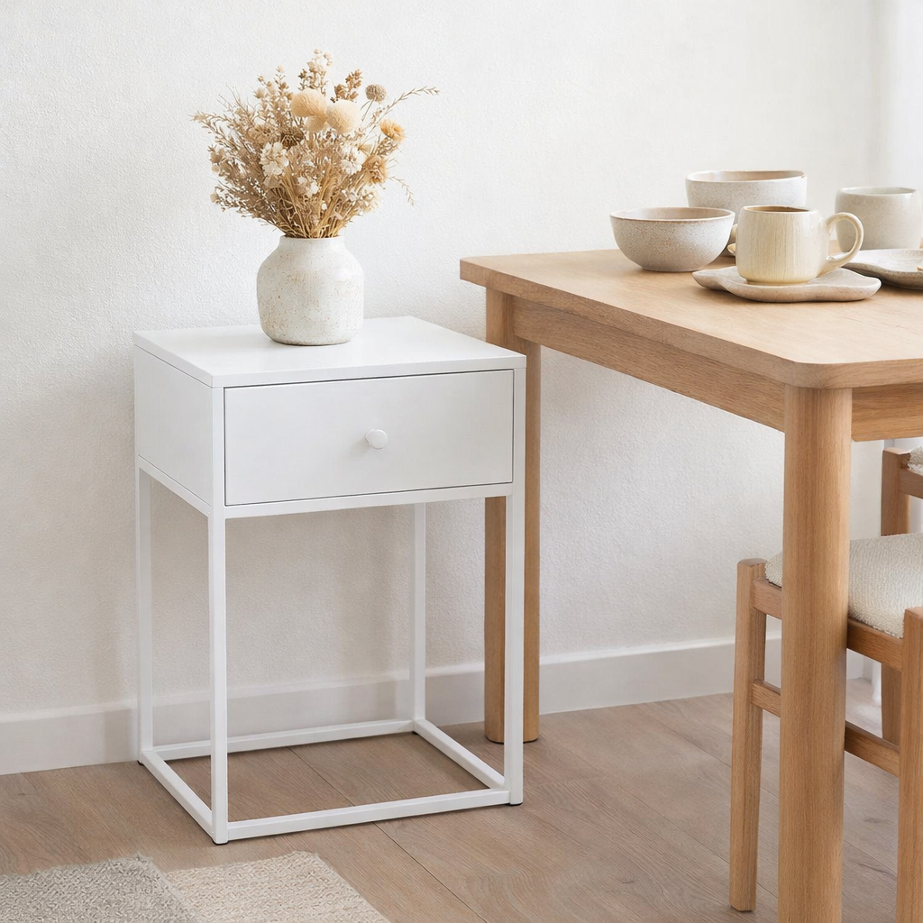 Table d'appoint Vita - blanc, acier, 40x40x55cm en situation