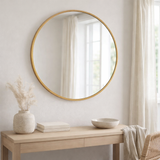 J -line Spiegel Mona Round - Fer / Glass - Gold - Medium - Ø 50 cm en situation