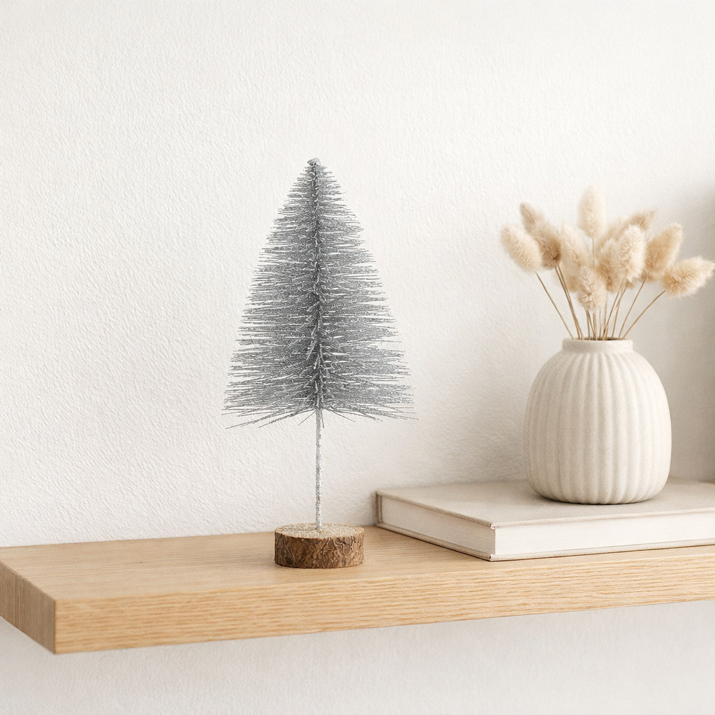 J - Decoration de la ligne arbre de Noël - plastique - argent - médium en situation