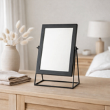 Miroir carré J-Line sur socle - métal - noir - 34 x 20 cm en situation