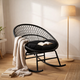 J-Line rocking chair + coussin Zayo - métal/osier - noir en situation