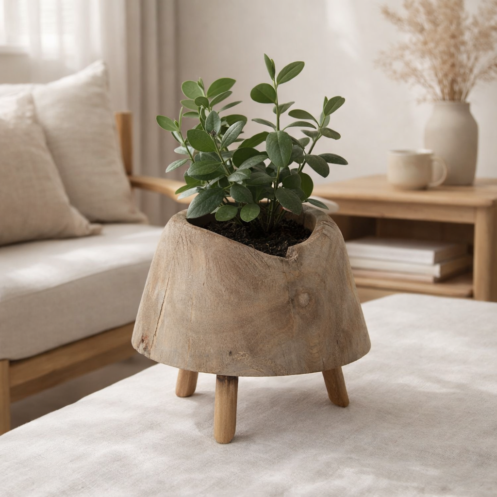 J -line Flowerpot 3 jambes - Bois - Natural - Ø 17 cm en situation