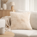 Coussin J-Line Cutie – polyester – beige en situation