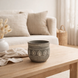 Pot de fleur J-Line Fresco - ciment - gris - petit - Ø 13 cm en situation