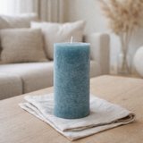 Bougie cylindrique J-Line - bleue - grande - 52U en situation