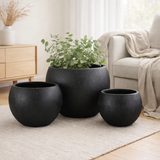 J -line Flowerpot Round Clay - Ceramics - Black - 3 pièces en situation