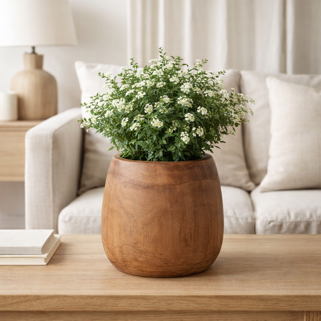 J -line Flowerpot Paulownia - Wood - Brown - Ø 22,5 cm en situation