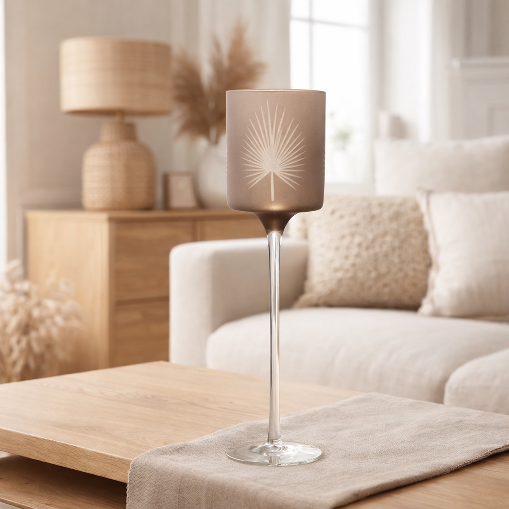 J-Line Photophore Sur Pied Feuille De Palmier Verre Beige Large en situation