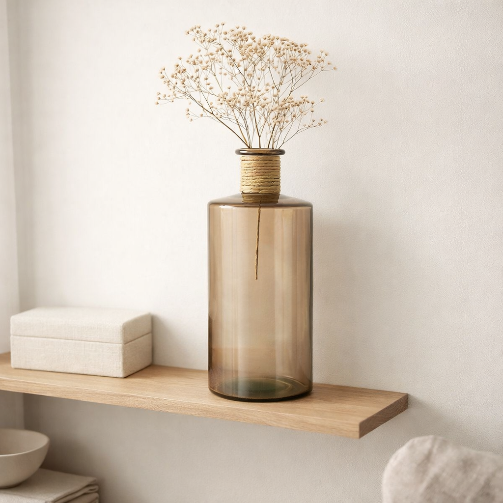 J -line Vase Safari - Verre - Brun clair - Petit - 40,5 cm de haut en situation