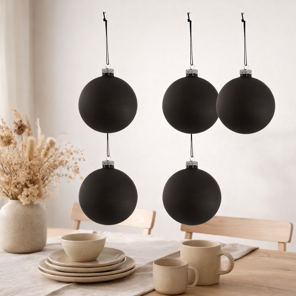 J-Line Boule de Noël Tableau noir - verre - noir - moyen - boîte de 4 en situation