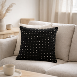 J-Line coussin Mirror Rectangle - coton - noir/argent en situation