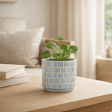 Pot de fleur J-Line - céramique - bleu - petit - Ø 12 cm en situation