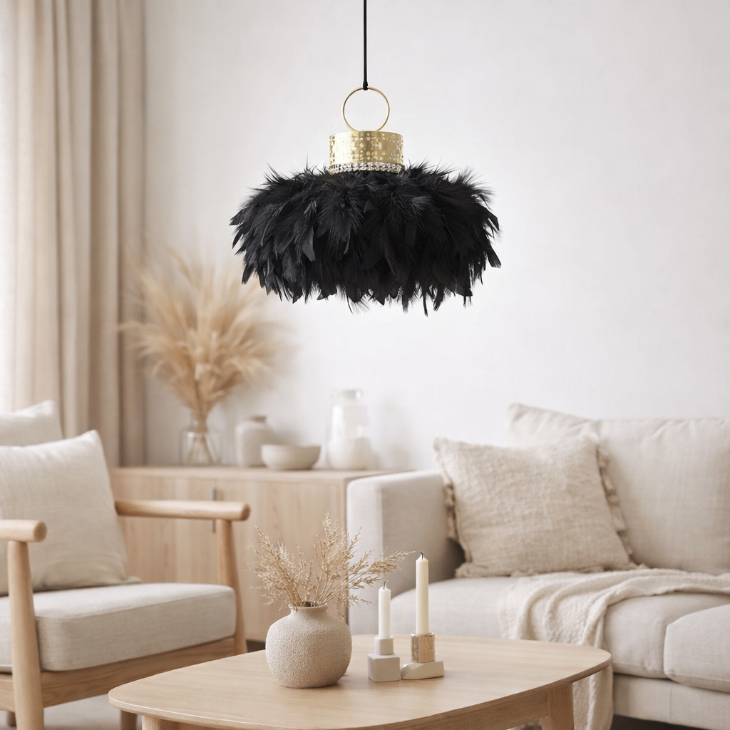 J -Liline Pendant Pluim Strass - Plumes - Black en situation