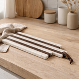 Planche à découper J-Line Rectangle Stripe Marble - pierre - blanc/marron en situation