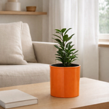 J -line Flowerpot Flek - Ceramics - Orange - Small - Ø 16,5 cm en situation