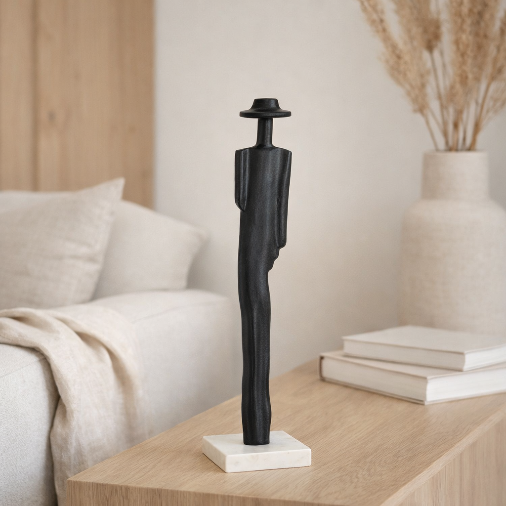 Figurine J-Line Personne - aluminium/marbre - noir/blanc - petit en situation