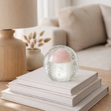 J -line Presse Paper Bubble - Glass - Pink - Medium en situation