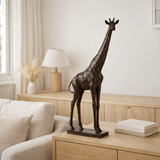 J -line Figure Giraf - Polyresin - Brown - Small en situation