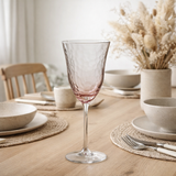 Verre à vin J-Line Inégal - verre - rose en situation