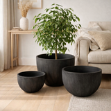 J -line Flowerpot Round - Ceramic - Black - 3 pièces - Ø 60 cm en situation