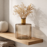 J -line Vase Safari Wide - Verre - Brun clair - Small - Ø 20 cm en situation
