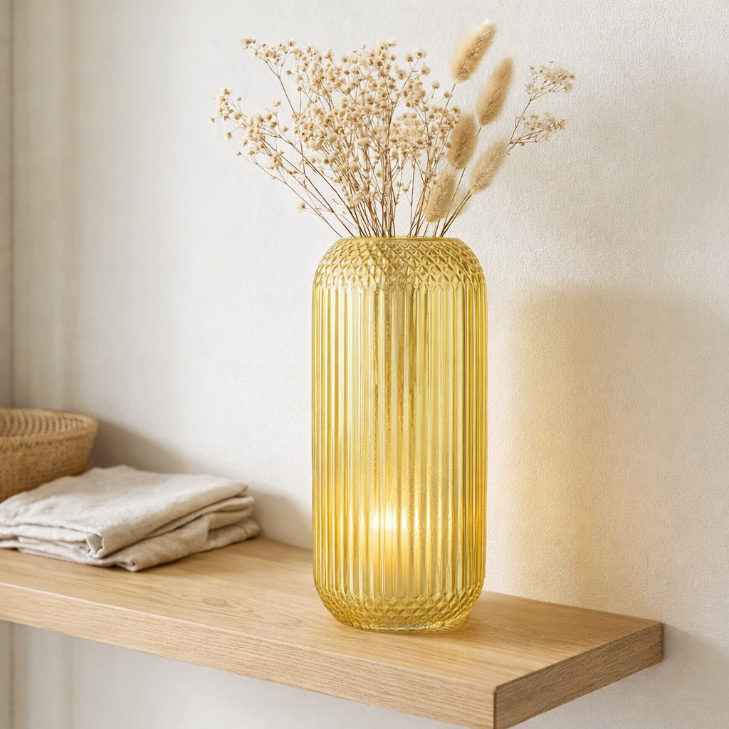 Vase J-Line Straight Cut - verre - jaune - grand en situation