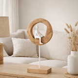 Figurine J-Line Thinker Ring - bois/aluminium - naturel/blanc en situation