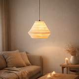 Lampe à suspension J-Line Nest Raffia - rotin - blanc en situation