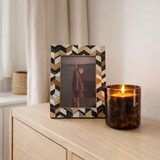 Bougie parfumée J-Line Noa - Bois de santal - verre - marron - petite - 50U en situation