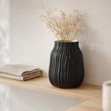 Notches de vase J -line - Verre - noir / or - Small - Ø 16 cm en situation