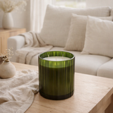 Bougie parfumée J-Line Noa - Herbal Serenity - verre - vert - moyen - 55U en situation