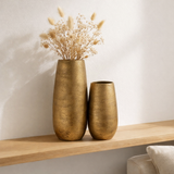 J -line Vase inégale rugueuse - Céramique - Gold - Large - 41 cm de haut en situation