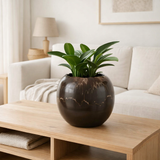 J -line Flowerpot - Ceramic - Brown - Small - Ø 30 cm en situation