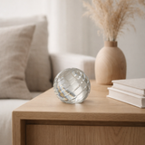J-Line presse-papier Ondes - glas - transparant - small en situation