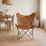 Chaise longue d'intérieur J-Line - cuir/métal - cognac en situation