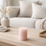 Bougie cylindrique J-Line - rose poudré - 18U - petite en situation