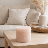 Bougie cylindrique J-Line Sable - rose clair - 65U en situation