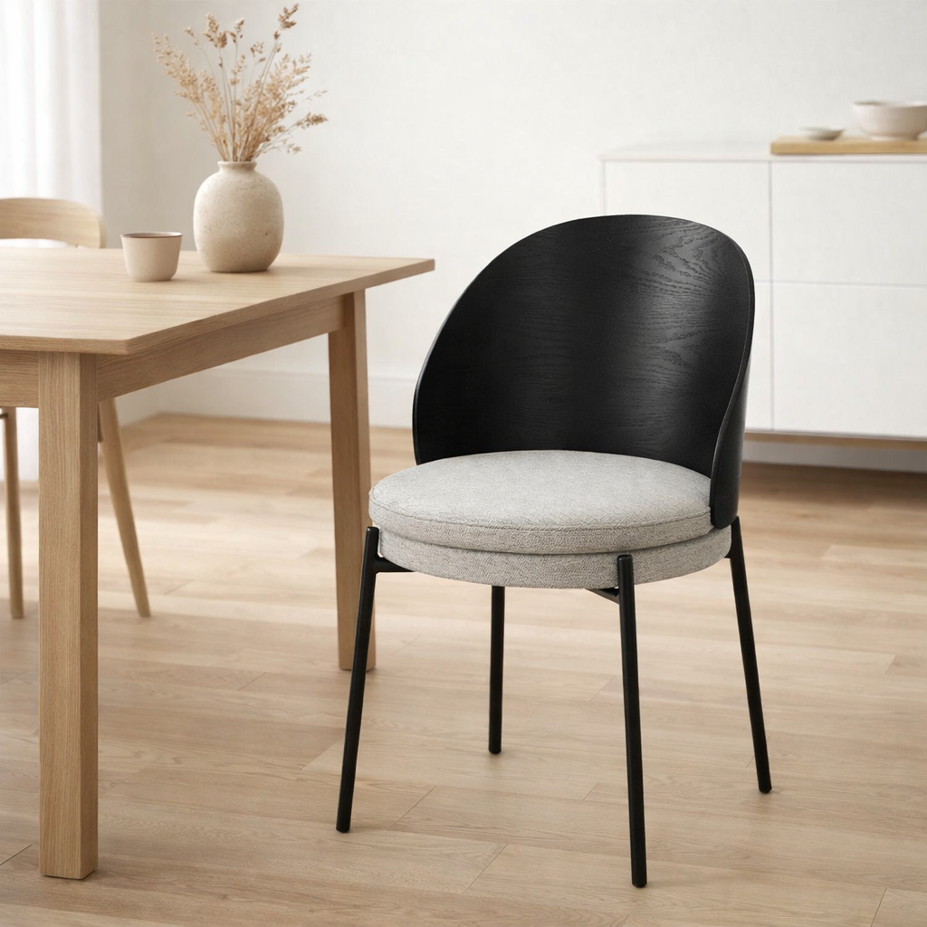 Chaise J-Line Lone - contreplaqué/métal - noir/gris en situation