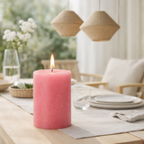 J -line Pilier de bougie en plein air Paraffine - Pink - Medium - 95H en situation