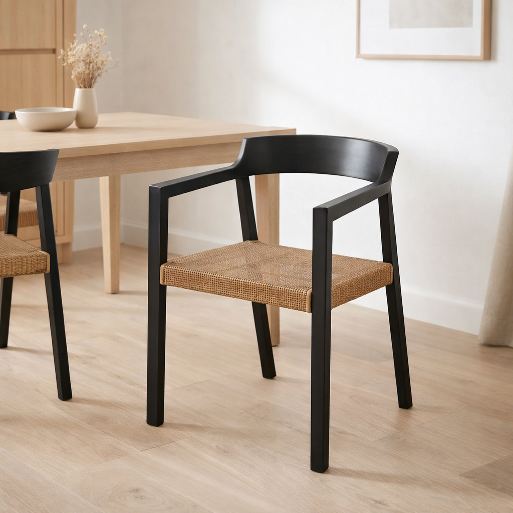 Chaise j-line Emma teakhout noir / marron en situation