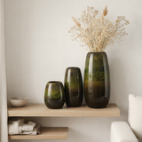 J -line vase olive - Céramique - vert - grand - 89 cm de haut en situation