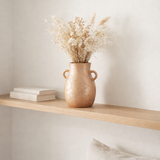 J -Line Vase Amphore Terra - Céramique - Pink / Gold - Small - 30 cm de haut en situation
