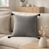 J-Line coussin Graphic Shapes Square - coton - gris en situation