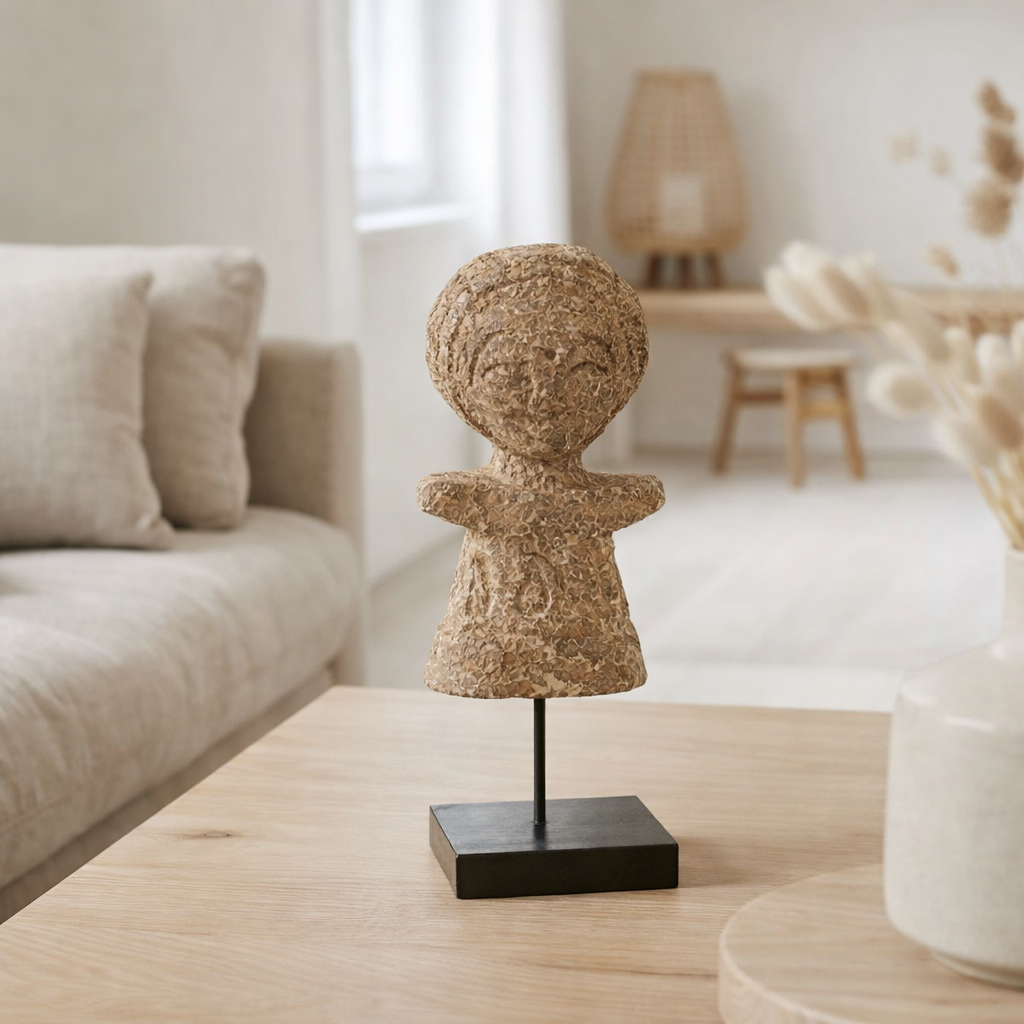J-Line standbeeld Ying Albasia - hout - naturel - petit en situation