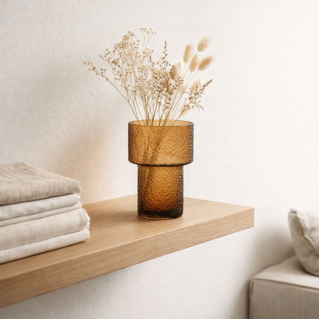 Vase J-Line Betty - verre - marron - petit en situation