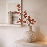 J-Line Vase Dune Round - Calendrier - Beige / White - Ø 21 cm en situation