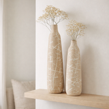 J -line Vase Dune étroite - Céramique - beige / blanc - grand - 69,5 cm de haut en situation