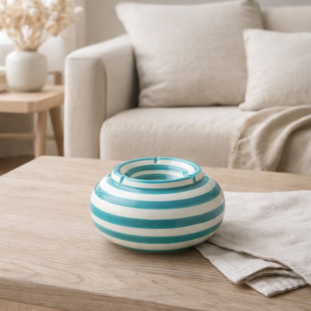 J-Line Cendre Granade Stripes - Céramique - Blanc / Aqua - Large en situation